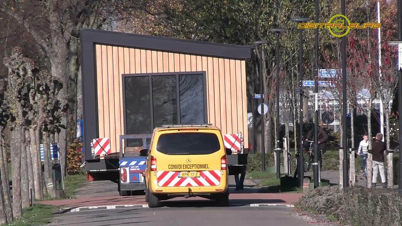 Speciaal transport van mantelzorgwoning van Dussen naar Poederoijen succesvol afgerond