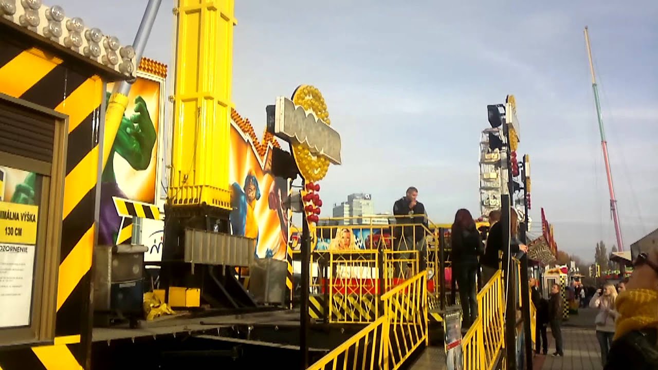 Holandský lunapark v Bratislavě 2012 / Dutch lunapark in Bratislava 2012 - ATRAKCE BOOSTER