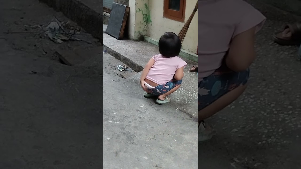 daily mini flog ikutin kegiatan kita ya guees .nemenin bocil maen .