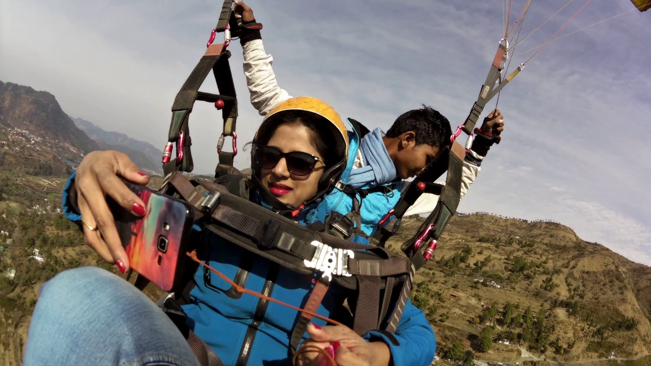 Para gliding and the Big Fall in the end at Bhimtal, Nainital