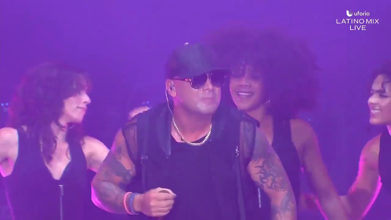 Wisin - Algo Me Gusta De Ti (Live from LATINOMIX LIVE 2025)