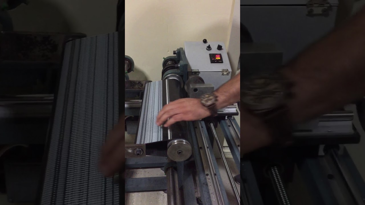 Belt cutting machine