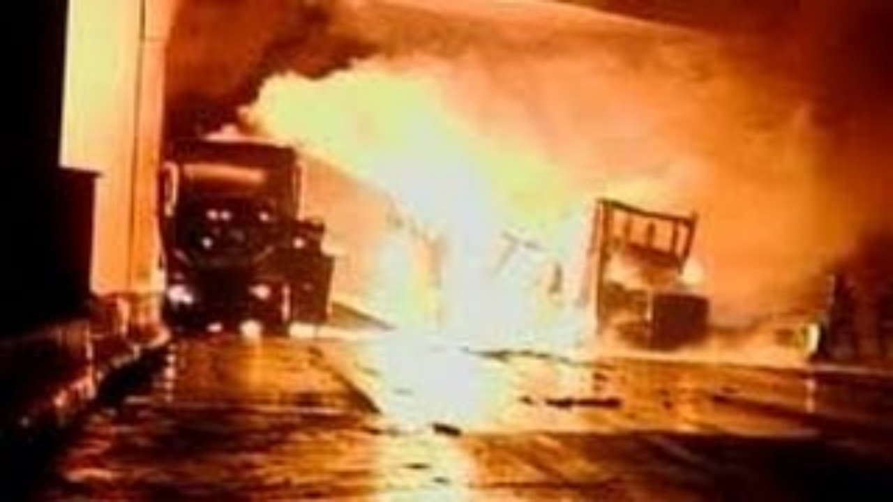 Seconds From Disaster - Tunnel Inferno  (Full HD)