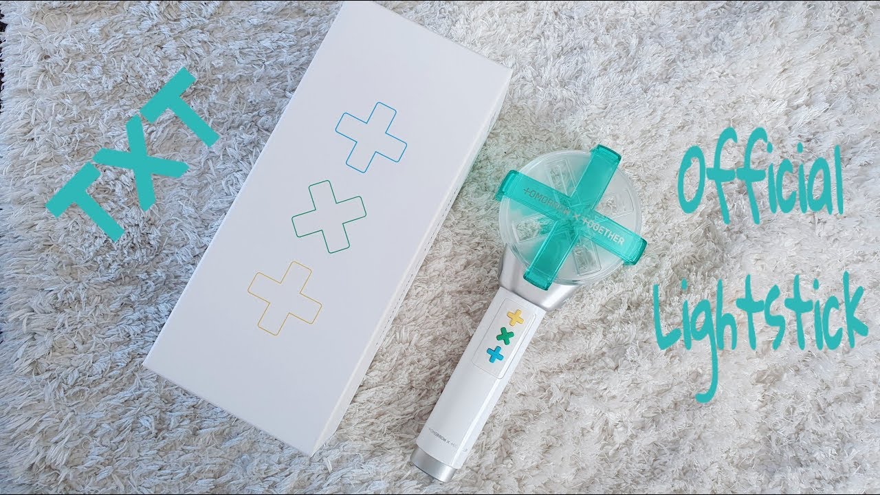 TXT Official Lightstick Unboxing
