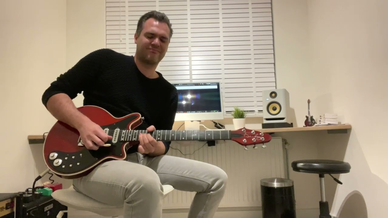 Short Brian May Style Delay Solo