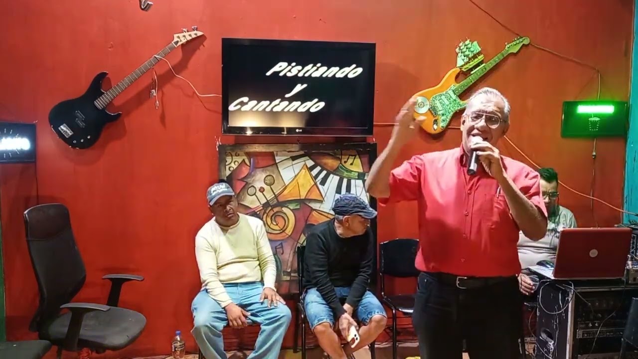 Pisteando y cantando con el Rayaas 