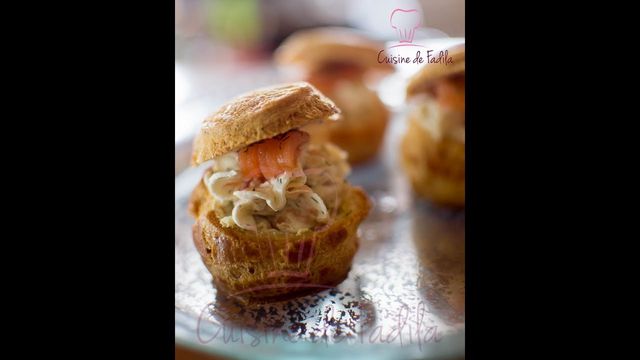 Choux au saumon fumé et fromage, Choux buns with smoked salmon,