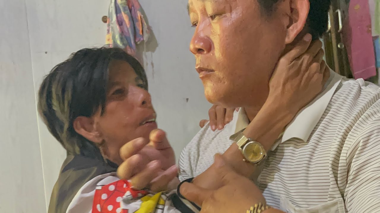 Chim Sâu Năng Nỉ Long Tứ Bỏ Qua Lần Này 