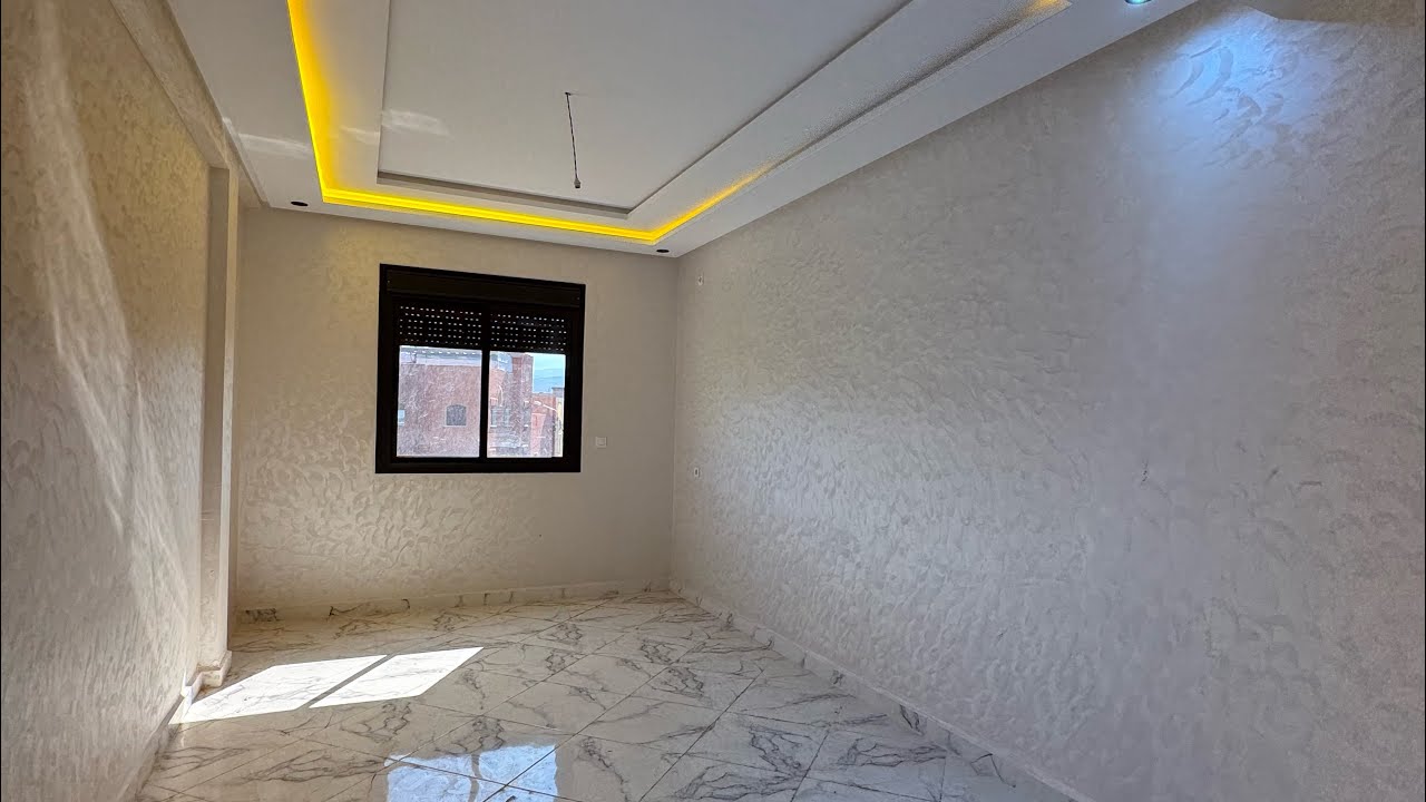 شقة للبيع الطابق تاني بمساحة 85 متر تيتري بني ملال تلات غرف صالون كوزينة او حمام 🤩0674436117☎️
