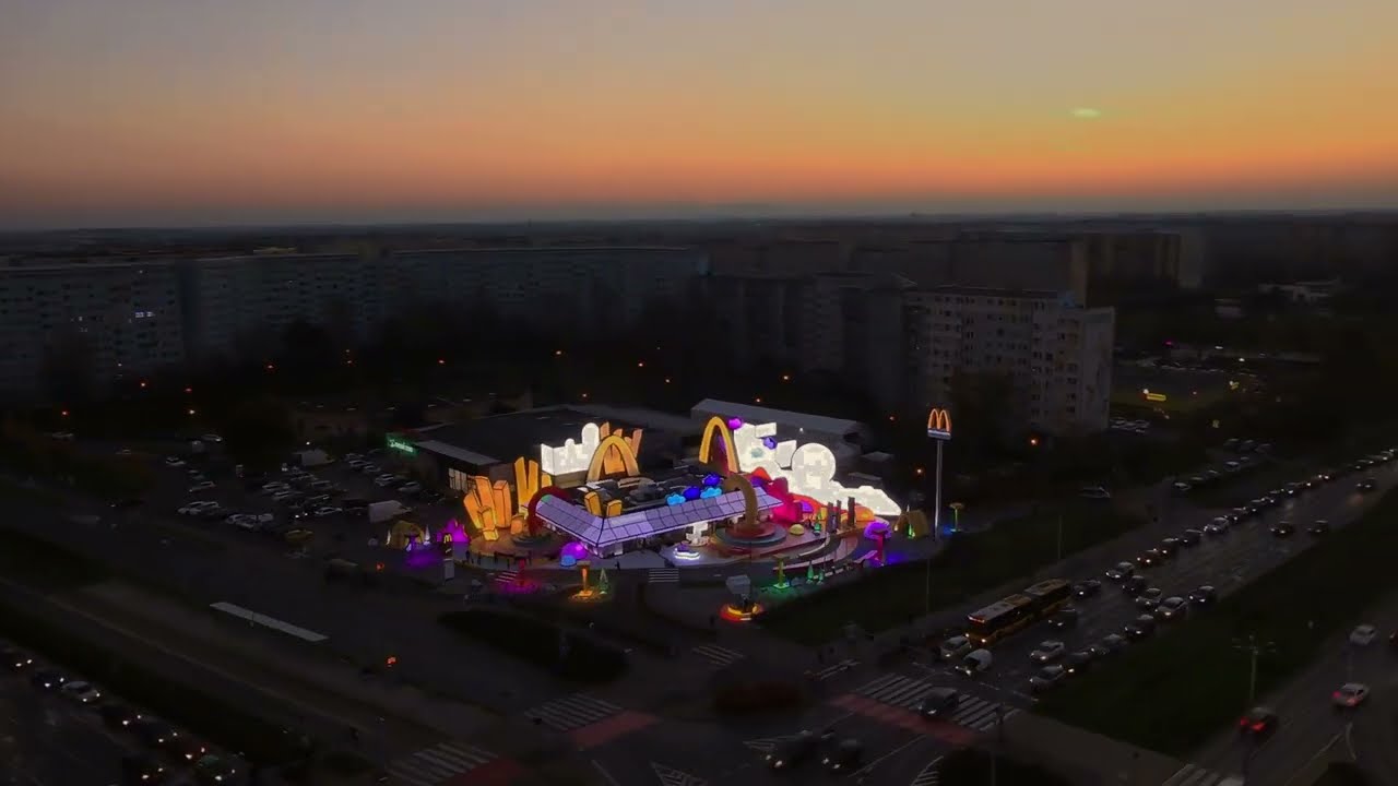 McDonald's w nocy - Bardzka / Armii Krajowej, Wrocław