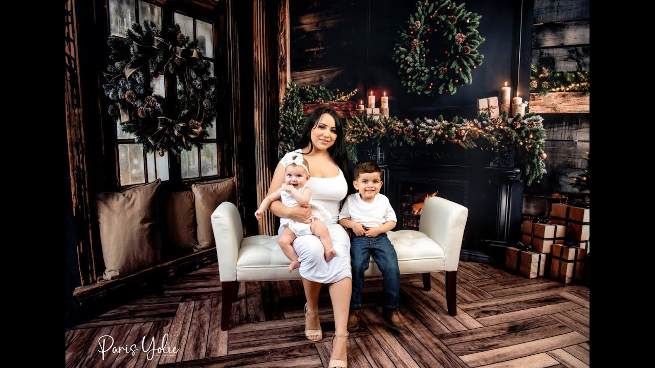 Kate Backdrop | Christmas Wreath Black Fireplace Room Set