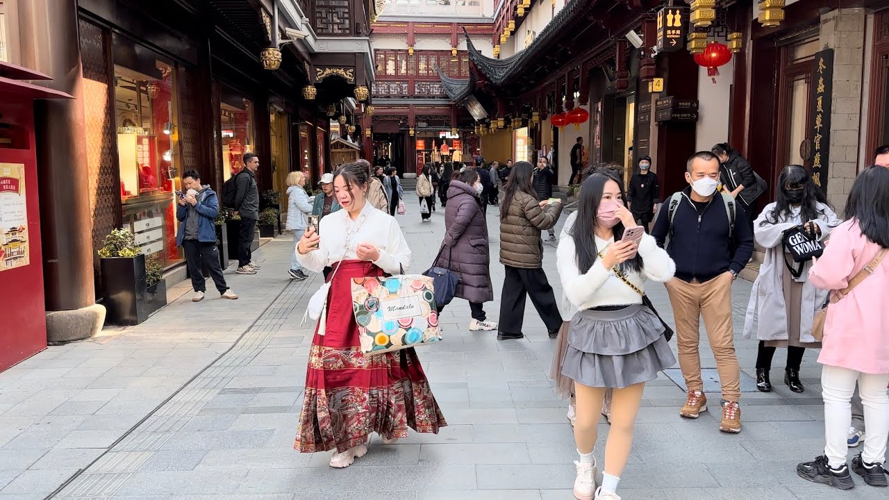 🇨🇳 SHANGHAI WALKING TOUR, YU GARDEN, CHINESE STREET FOOD, SHANGHAI TOURIST ATTRACTIONS, 4K HDR