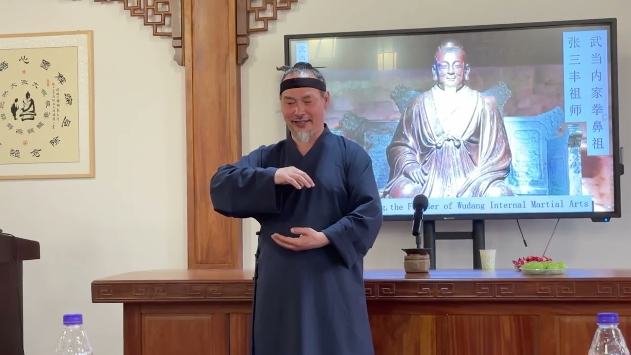 Slik rulles Taiji-ballen