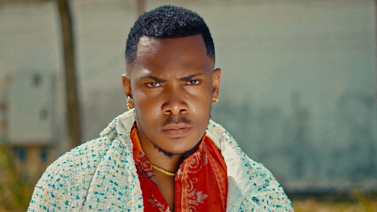 BUKI - MIMI (OFFICIAL MUSIC VIDEO)