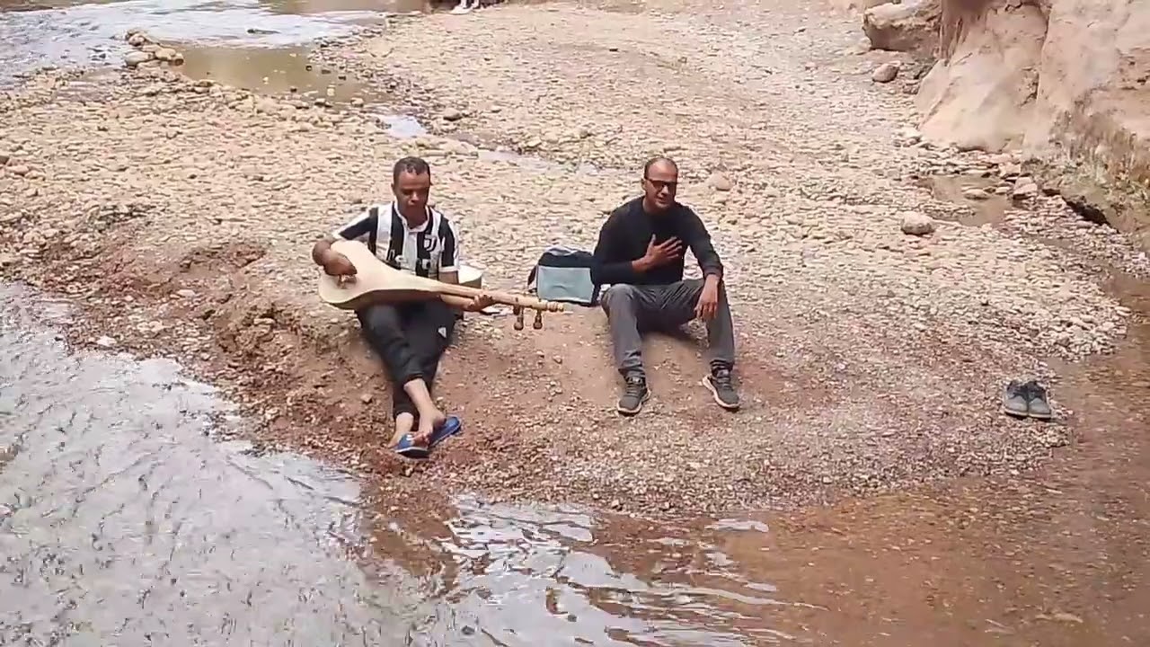 نجم آيت هو | عبد الواحد موجان و رشيد موجان – Ousigh Lbaliza Righ Adsafergh Azine | كليب أمازيغي جديد