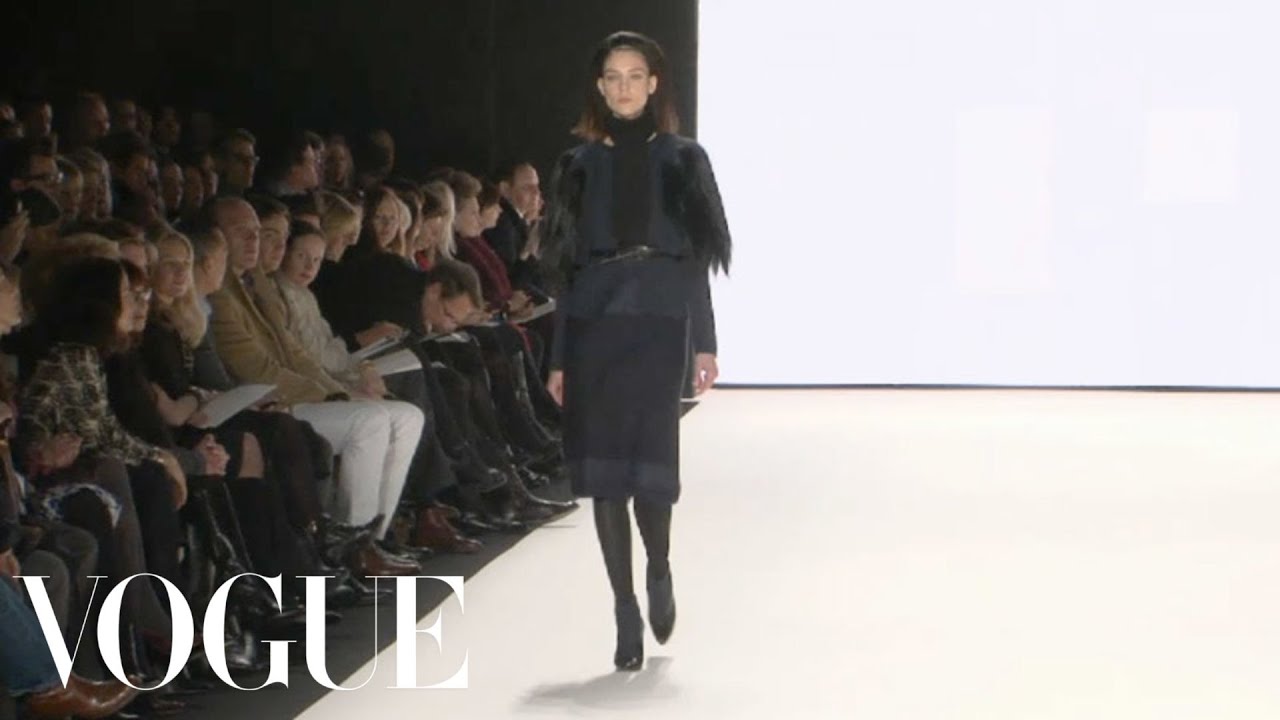 Carolina Herrera Ready to Wear Fall 2012 Vogue Fashion Week Runway Show