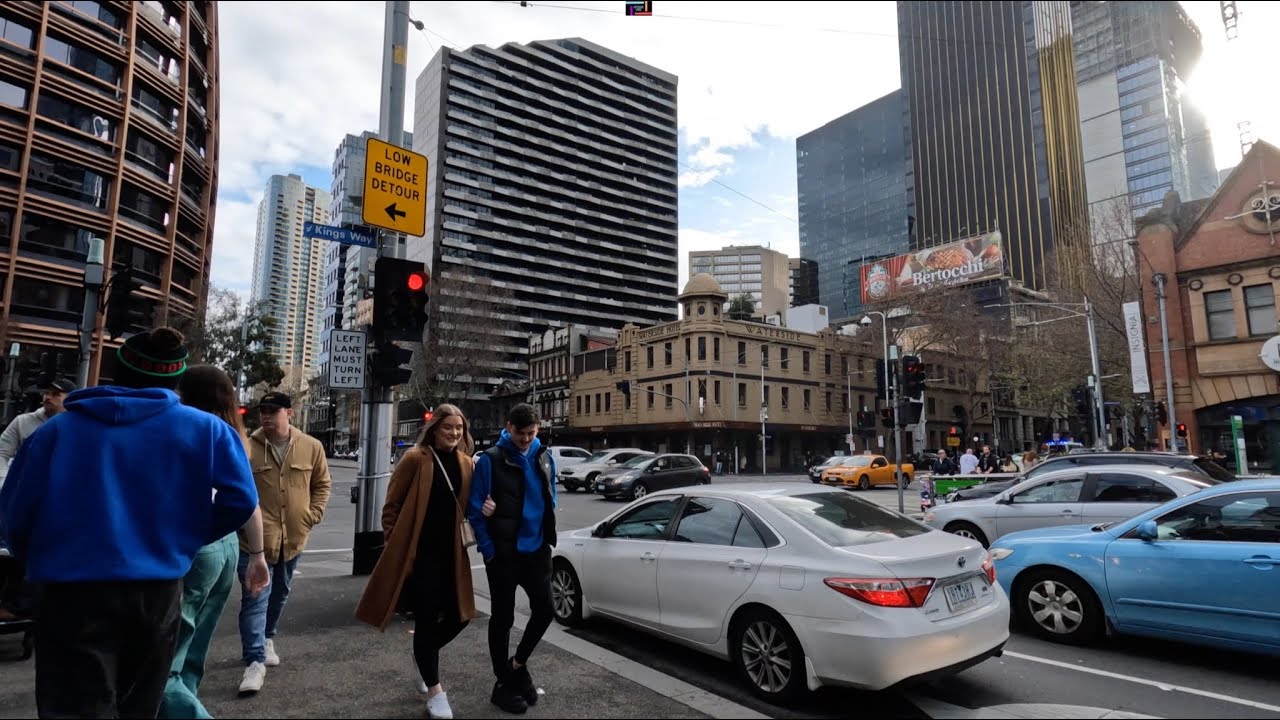 WALKING THE CITY OF MELBOURNE AUSTRALIA IN WINTER