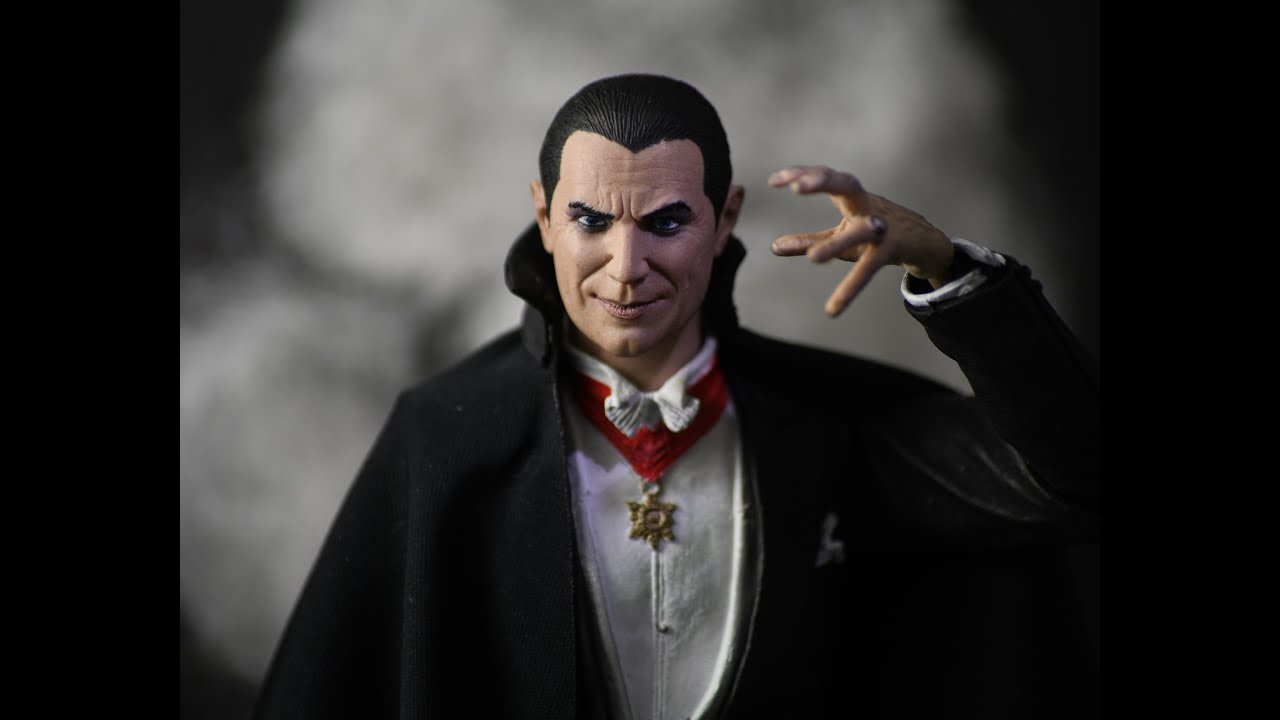 NECA Dracula Bela Lugosi Ultimate Action Figure and Accessory Set Review