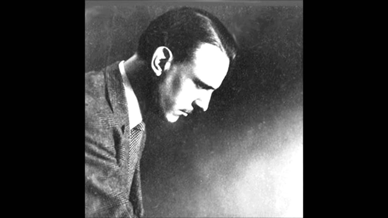 Beethoven - Piano sonata n°4 op.7 - Michelangeli London 1982