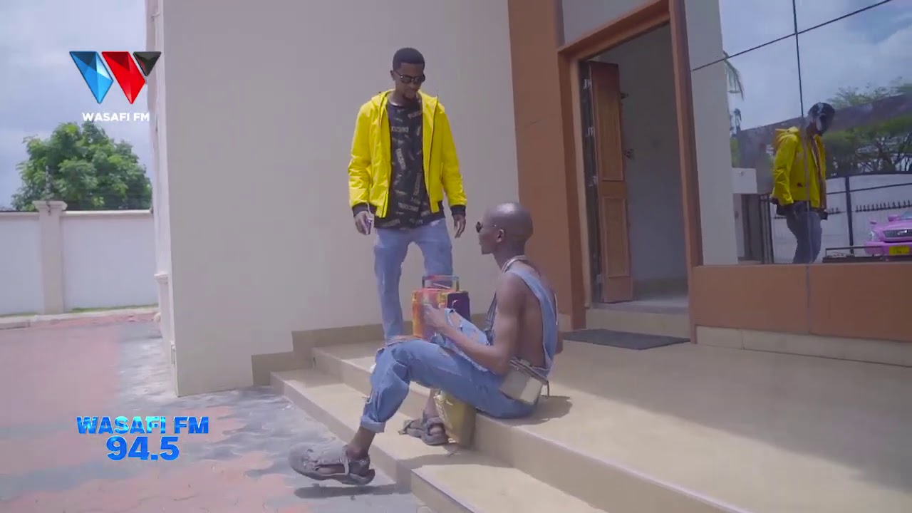 TAZAMA PAPAA MAFIDO ALIVYOLETA VURUGU WASAFI FM AKIDAI NAULI KURUDII ARUSHA