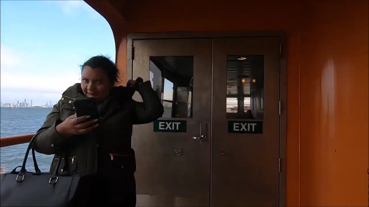 Staten Island Ferry Full Ride from St. George, Staten Island to Whitehall Terminal, Manhattan