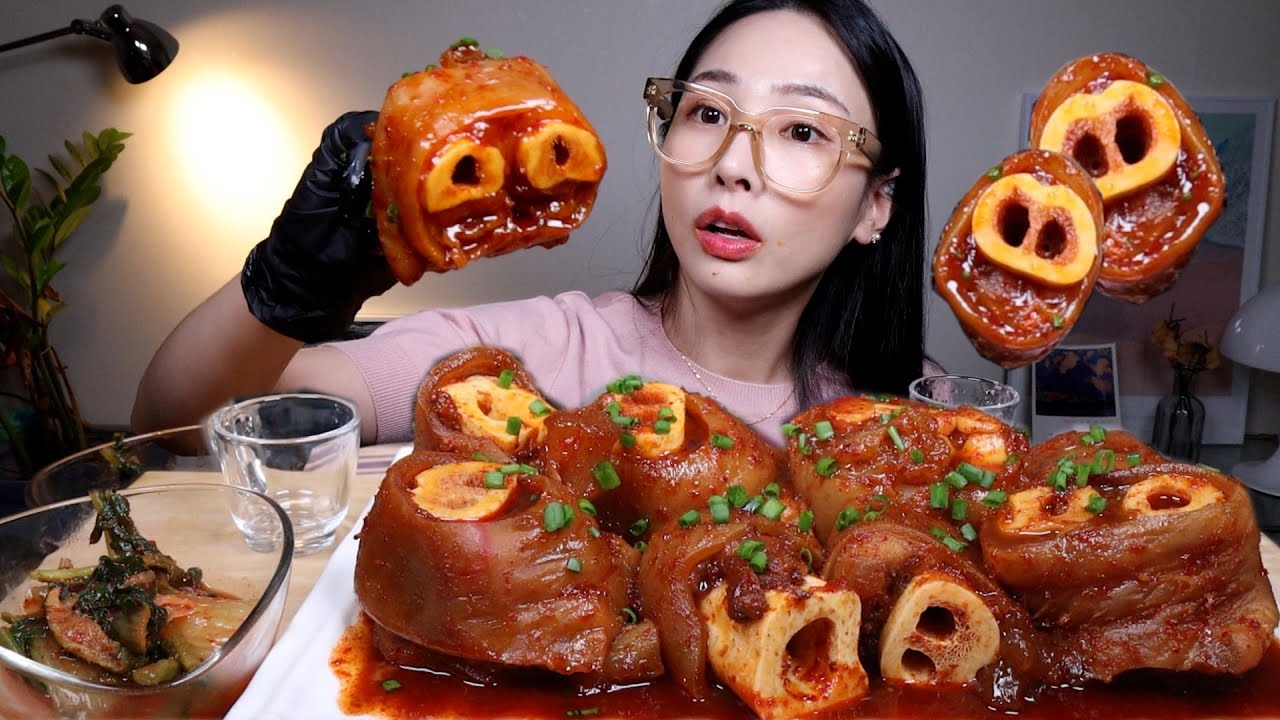 🔥마라 우족찜을 먹어마라🔥 쫀득한 우족찜에 얼얼함 한스푼🔥  SPICY BRAISED BEEF FEET🔥FIRE MARA SAUCE🔥 MUKBANG EATING SOUND