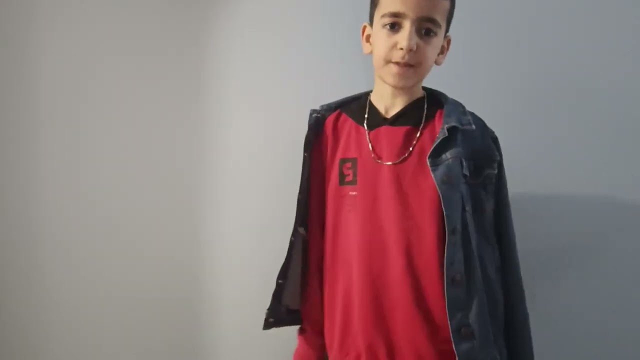 İlk şarkım hayırlı uğurlu olsun dilemenizi isterim(kemerini bağla)