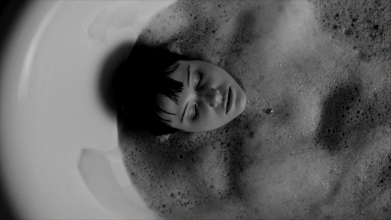 The Limiñanas, Bertrand Belin - J'adore le monde (Official Video)