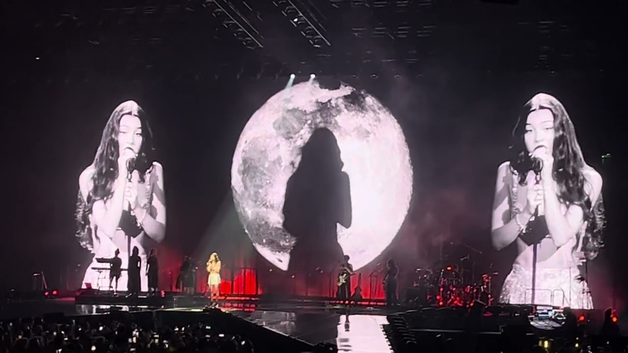 Olivia Rodrigo - Vampire @ Birmingham Utilita Arena - 11th May 2024 - GUTS World Tour