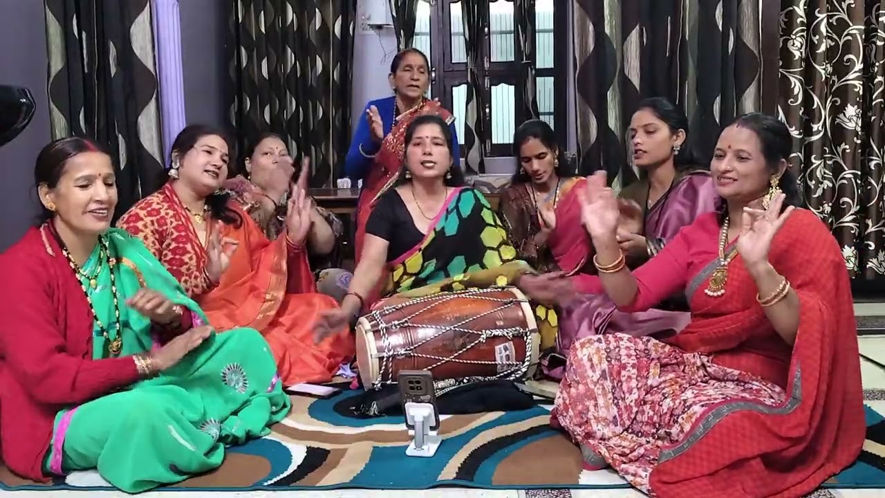 #फागुन #भजन  मंदिरे में उड़े रे गुलाल लाल रंग प्यारे लगे...(With Lyrics)