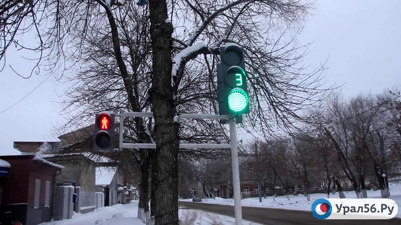 Некорректная работа светофора в Оренбурге