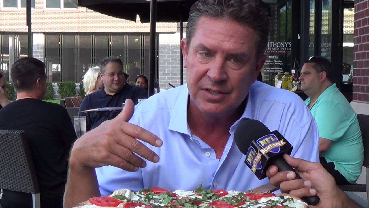 Anthony's Coal Fired Pizza Grand Opening #58 With Dan Marino | Englewood, NJ