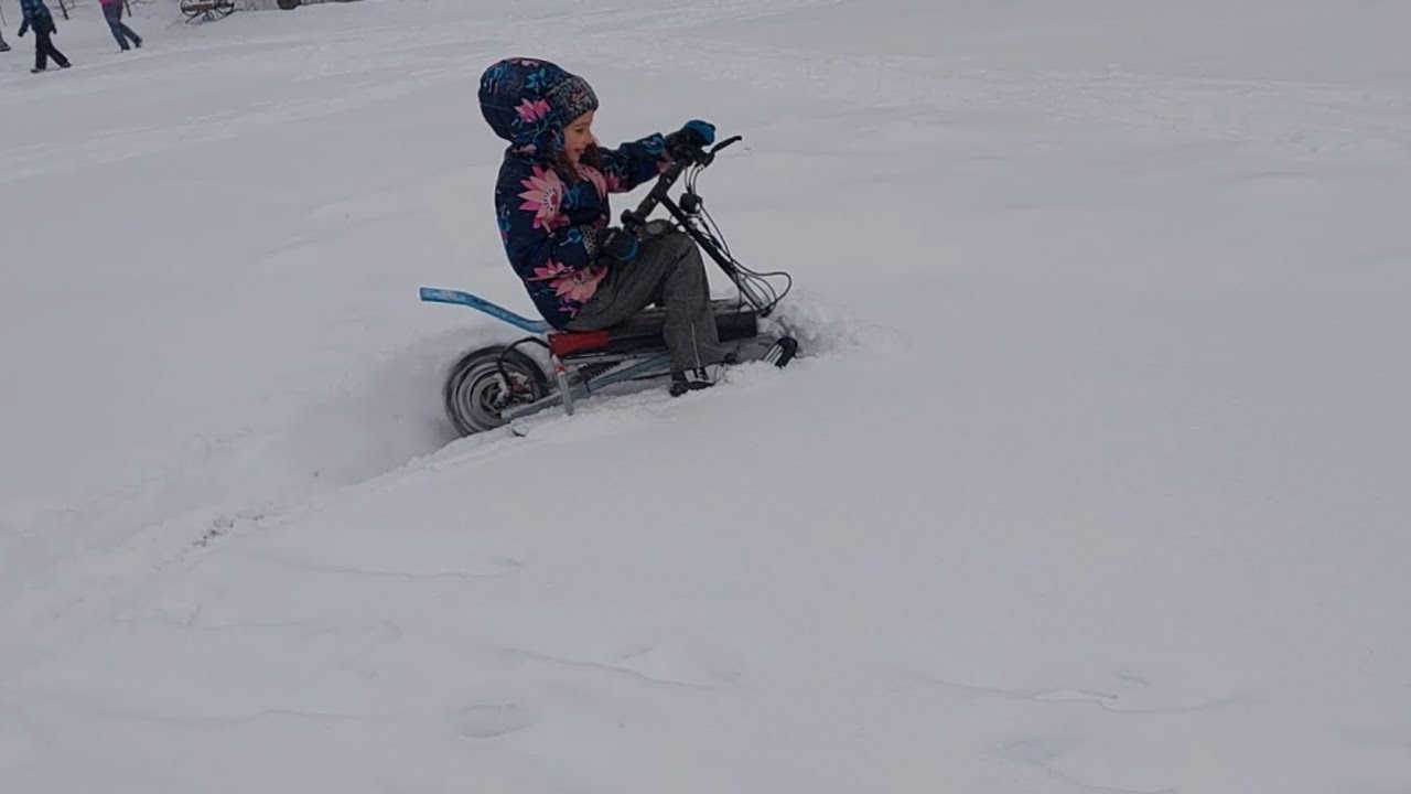 Снегокат с мотором по снегу. Тест.