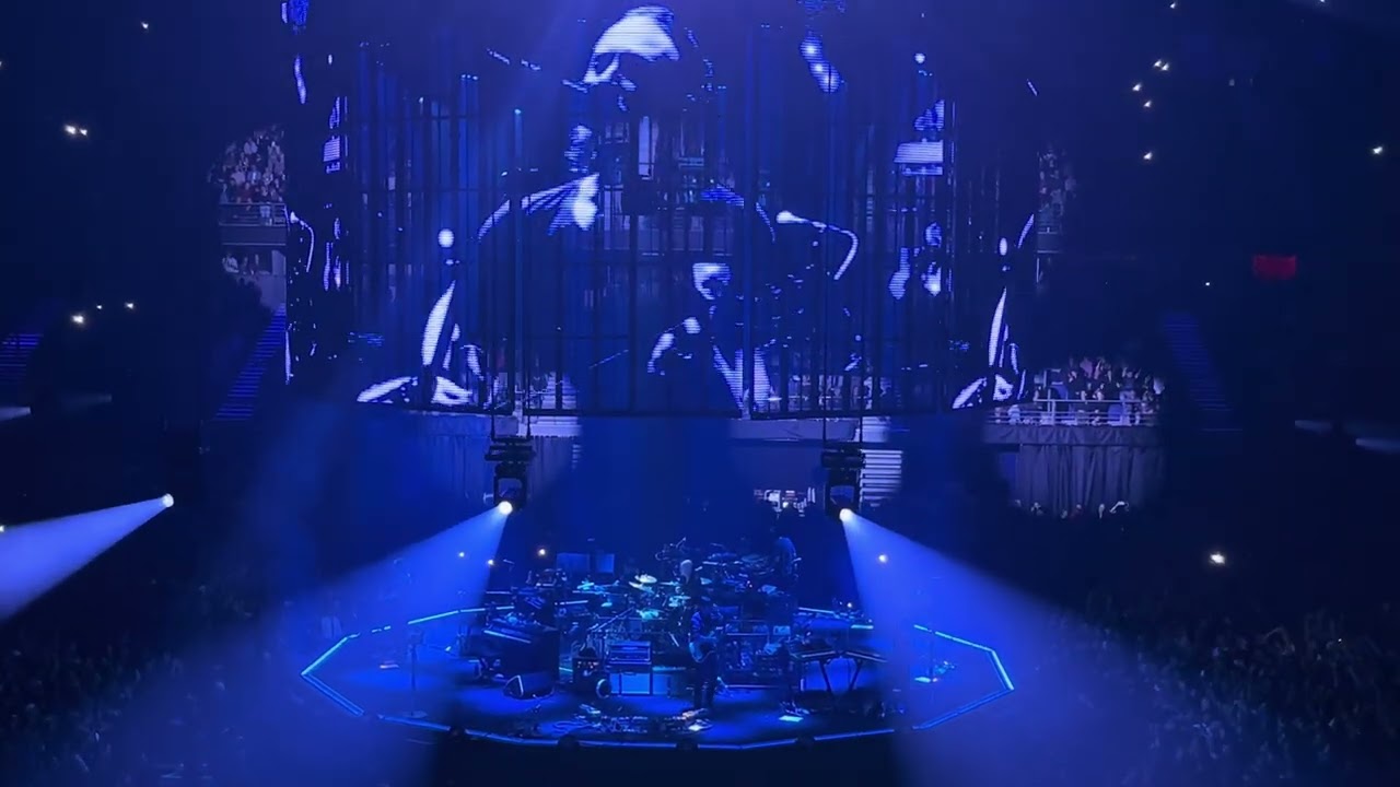 Radiohead “Paranoid Android” @ Movistar Arena Madrid Spain 11.7.2025