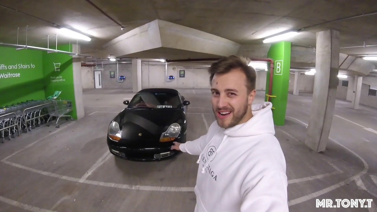 FITTING TINY FourDot Personalised NUMBER PLATES TO MY PORSCHE IN WAITROSE!!!