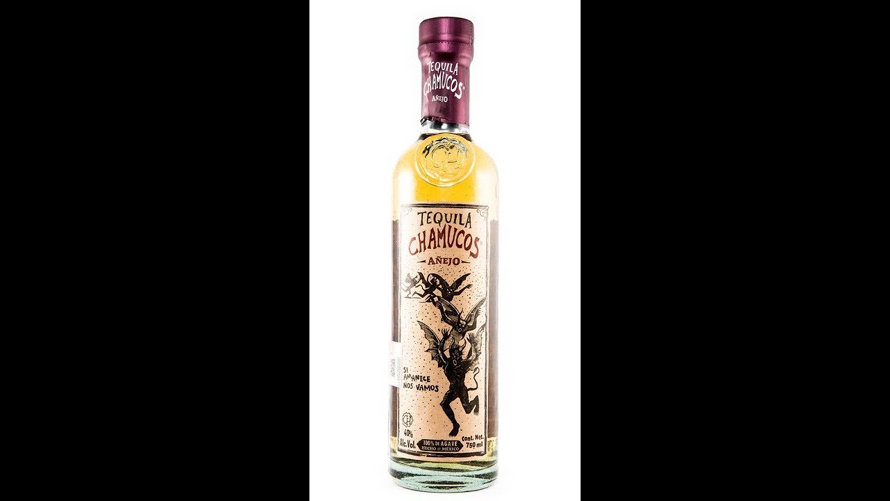 Chamucas Añejo tasting review
