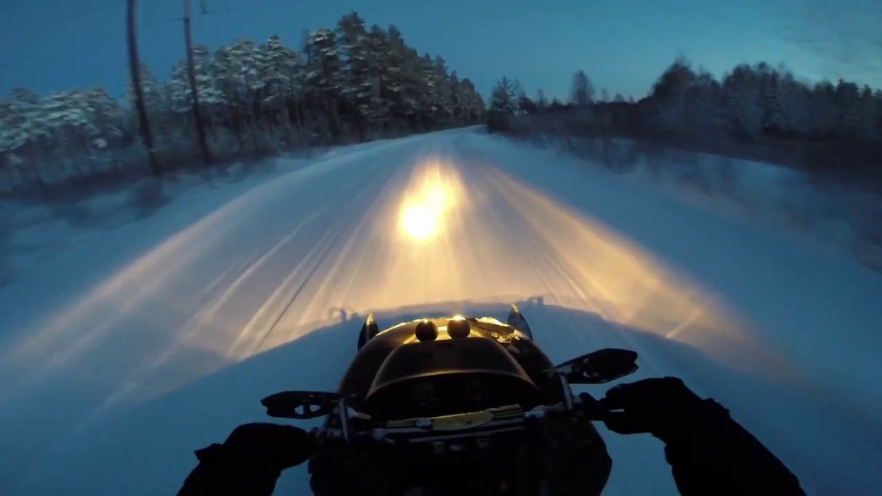 Men dra mä baklänges på en litn snöskoter