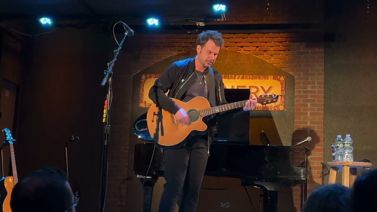 Howie Day 3.9.23 - Madrigals