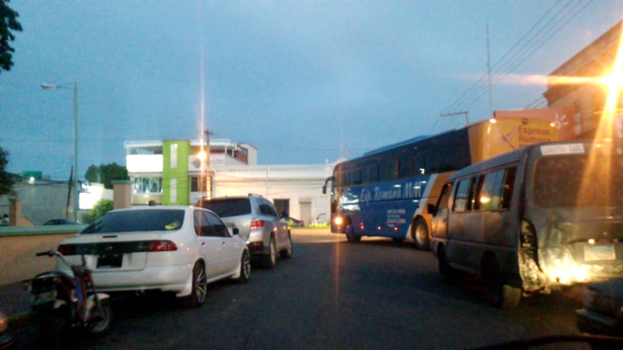 La Romana cuando está entrando la noche en el centro de la ciudad 2016