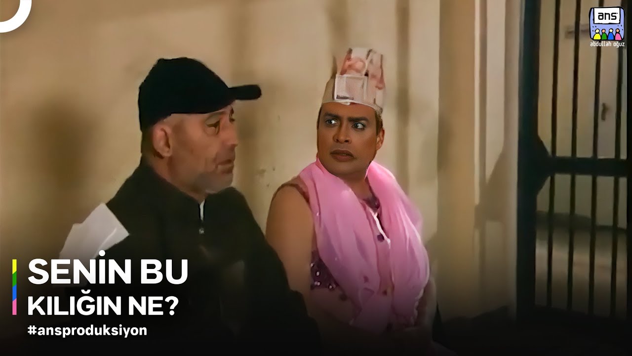 Sedat Dansöz Kıyafetiyle Karakola Düşüyor! | Eyvah Kızım Büyüdü