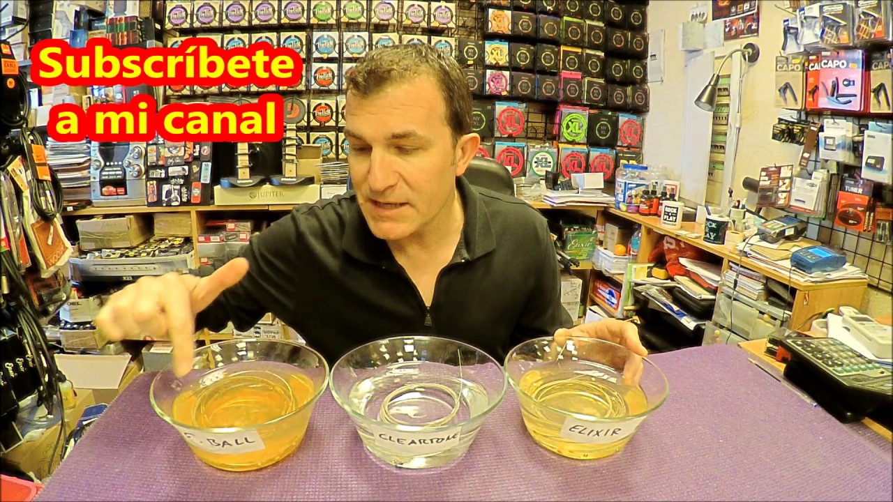 Qué pasaría si meto unas cuerdas en agua: CLEARTONE vs ELIXIR & ERNIE BALL