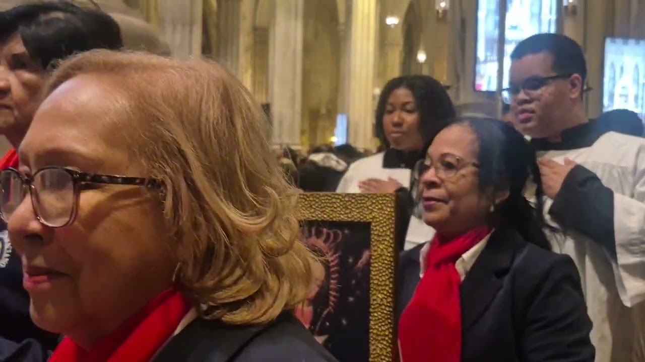 Virgen de La Altagracia Patrona de Los Dominicanos Misa at Saint Patrick Cathedral 