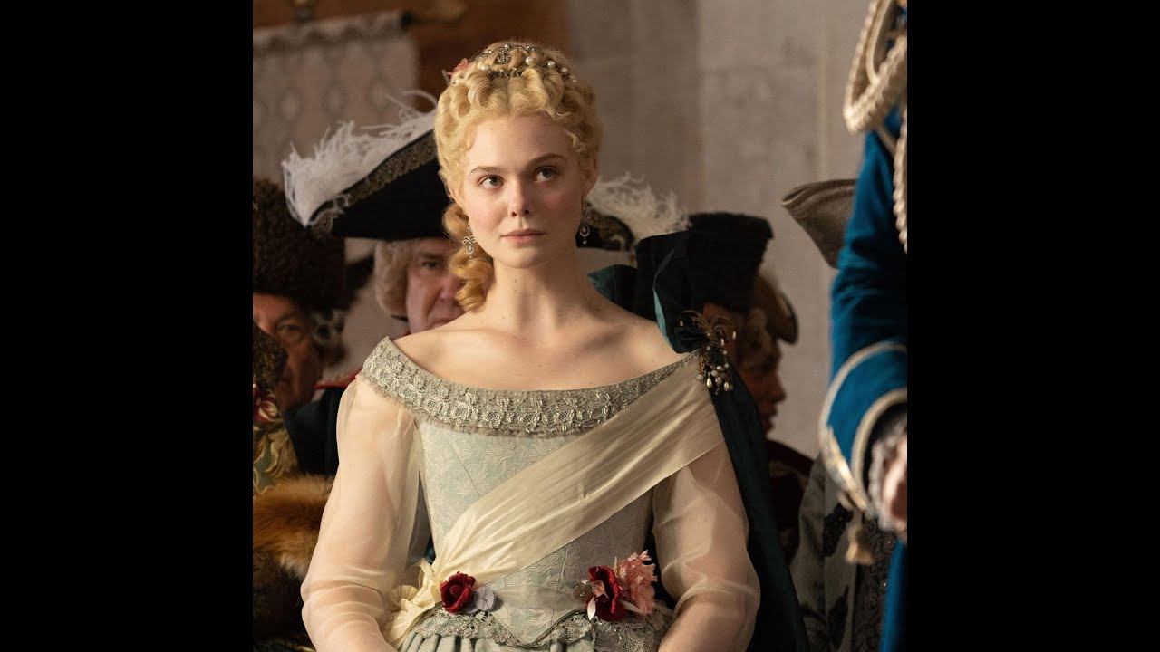Elle Fanning Is A Master Of Method Dressing
