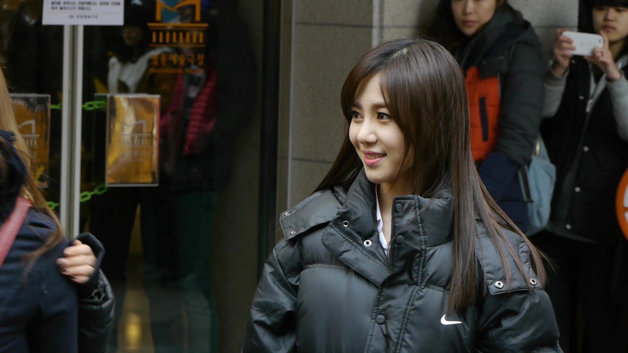140215 AOA 명동 프리허그 민아 직캠 2 by ace