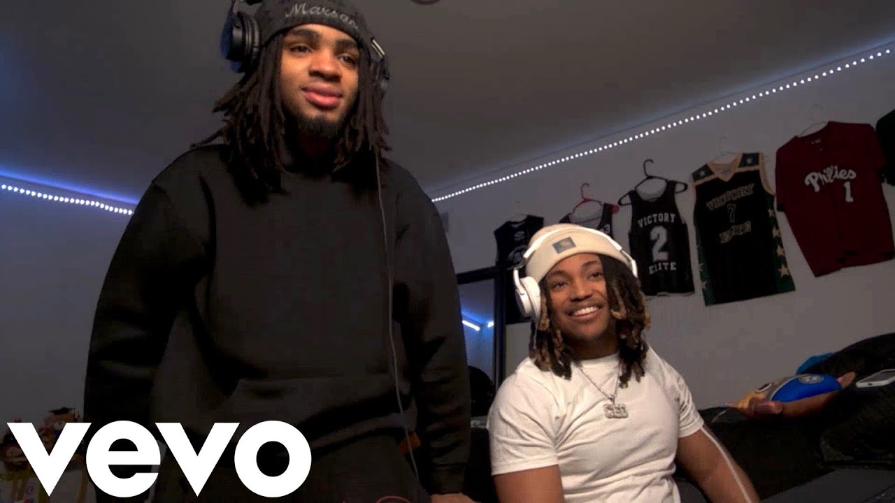 Steel 5k & ChaseOnTheCase - Love Me (Official Audio)