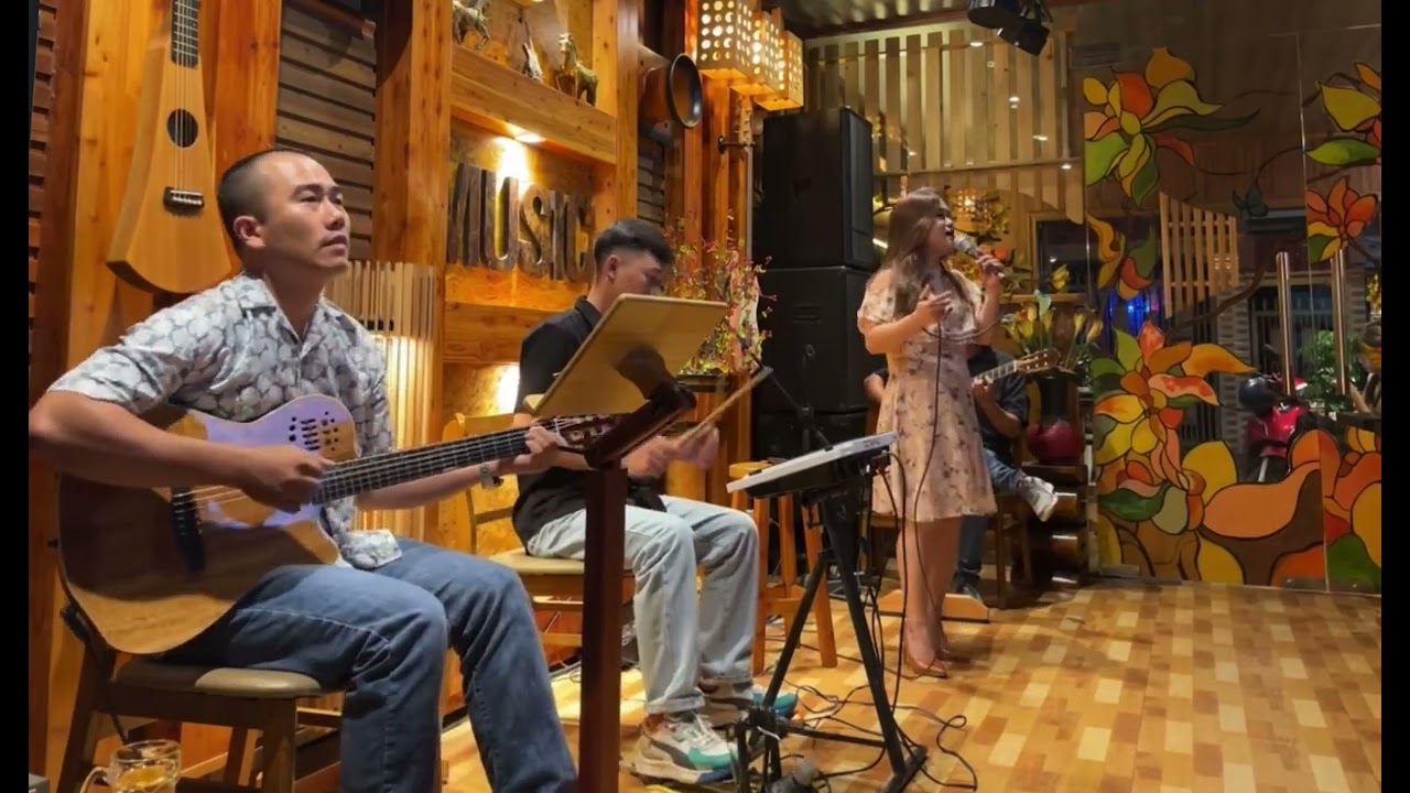 Hãy ngồi xuống đây (Nhạc Lê Uyên Phương) Ngọc Thường cover