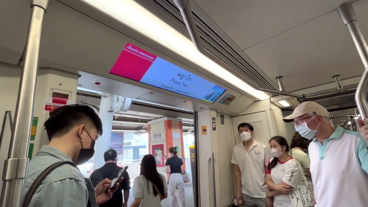 BTS EMU A2 (65): Sanam Pao to Siam.