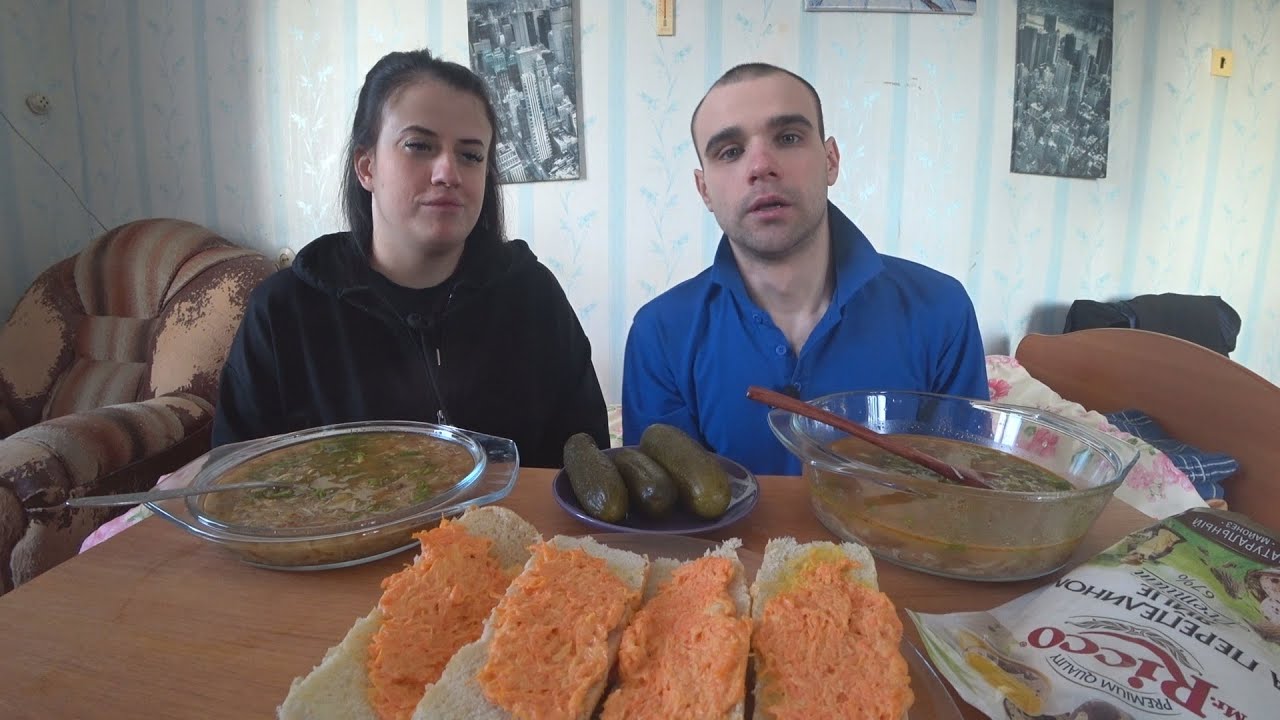 МУКБАНГ С ВАРЕЙ / СУП КУРИНЫЙ С ЛАПШОЙ / БУТЕРБРОДЫ С ЗАКУСКОЙ / EATING Mukbang  / НЕ АСМР ASMR 먹방