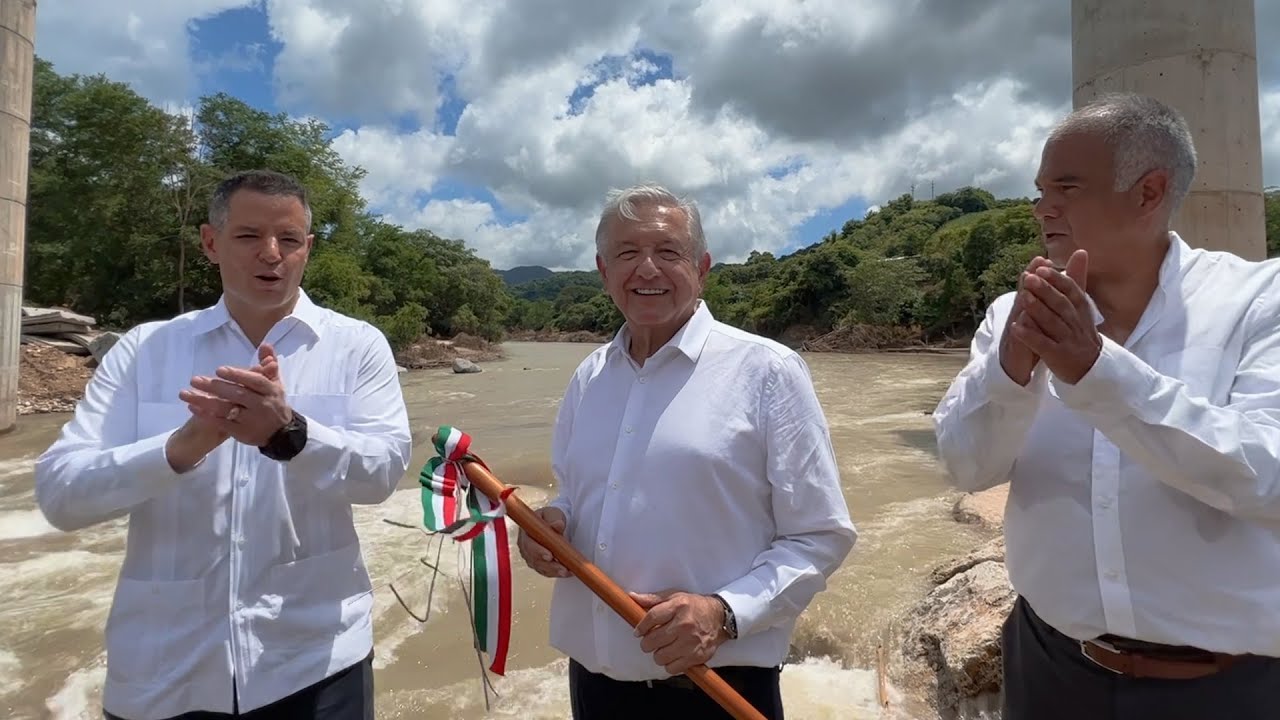Supervisión de autopista Puerto Escondido-Oaxaca