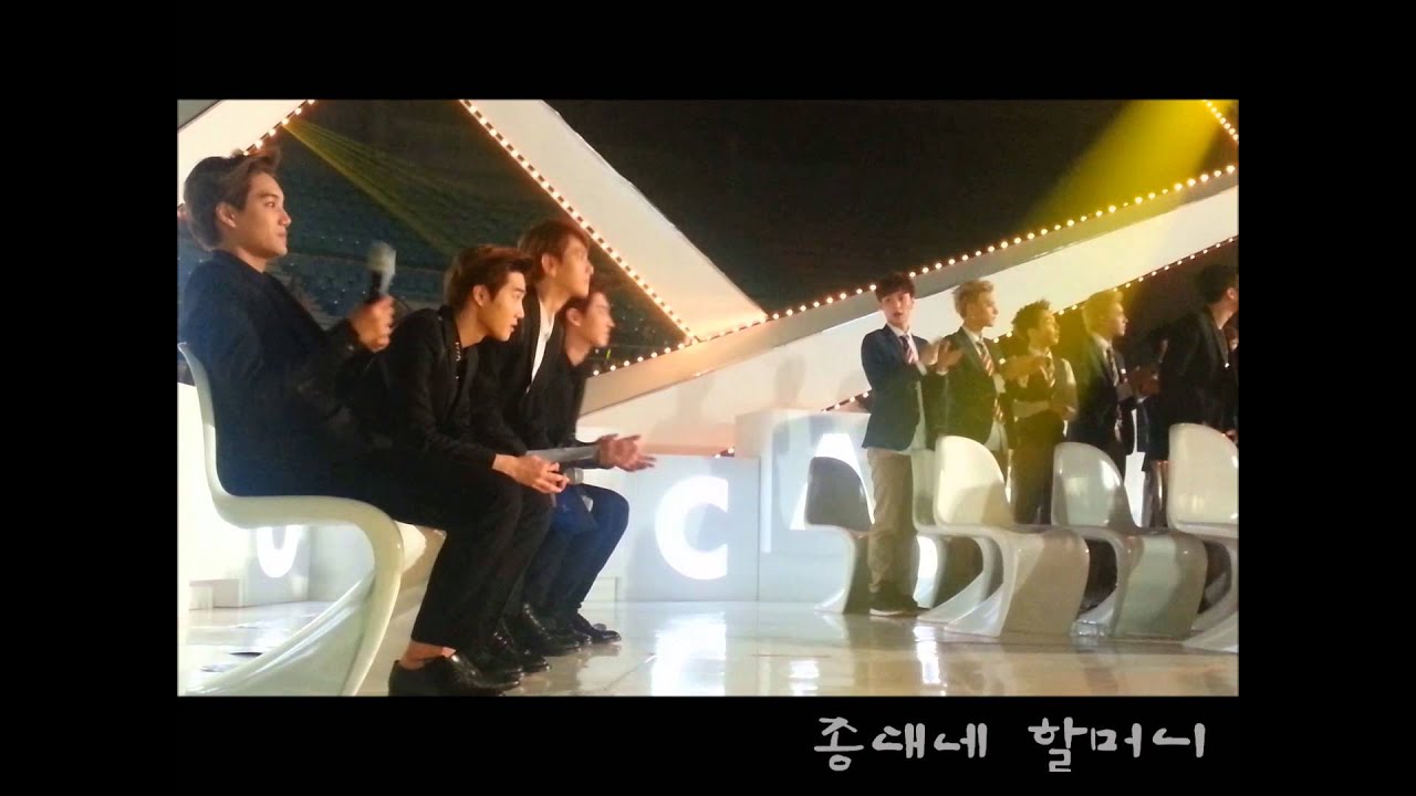 131114 MMA 상받고 돌아오는 EXO ~ 샤이니 축하해주는 EXO